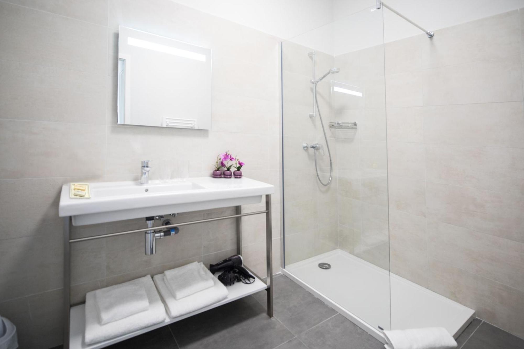 LʼÎle-Rousse Residence Saletta Casale מראה חיצוני תמונה